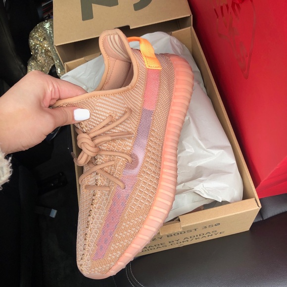 Yeezy Other - YEEZY boost 350 V2 Clay